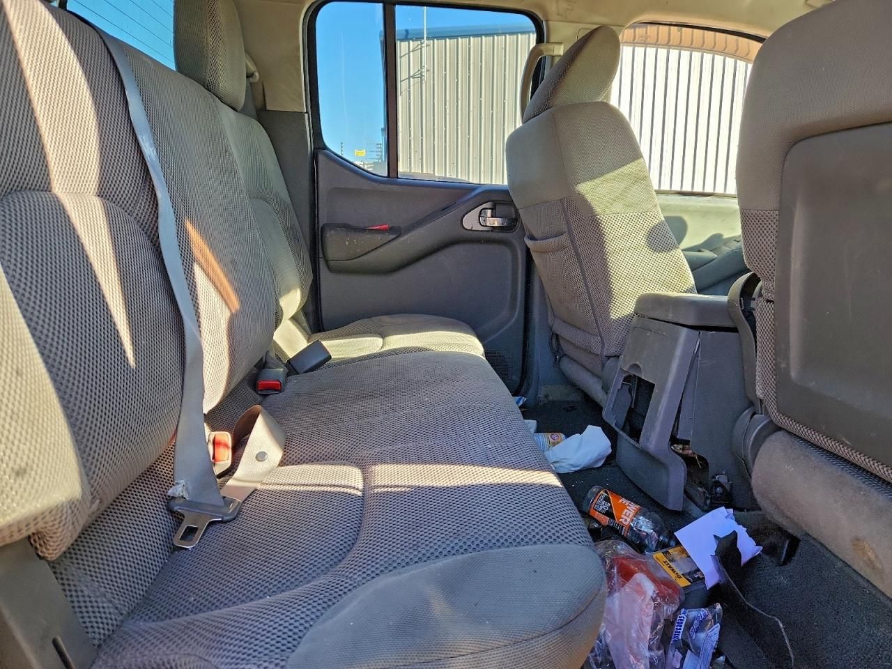 2013 Nissan Frontier s