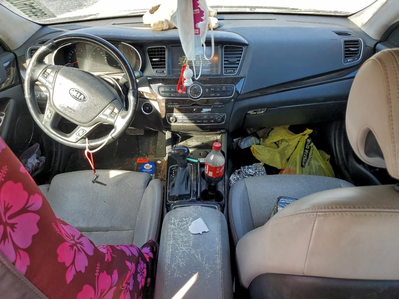 2014 KIA Cadenza Premium