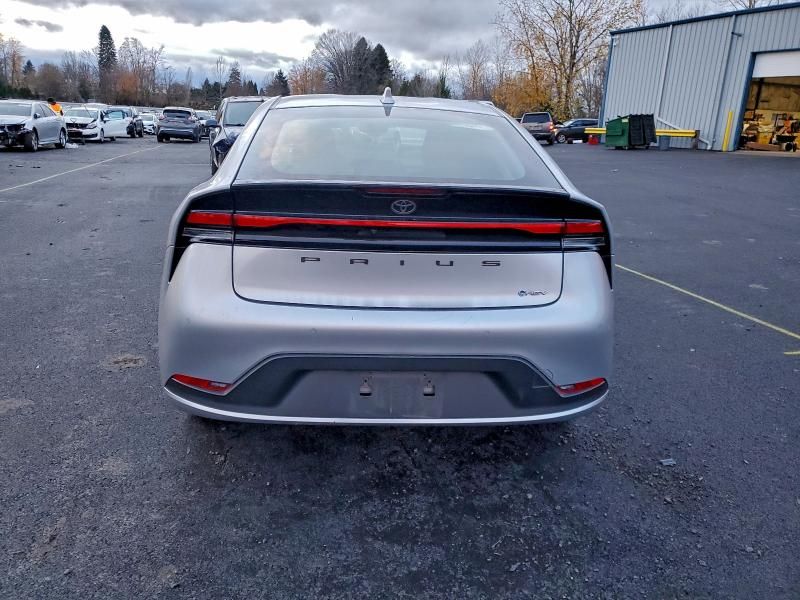 2024 Toyota Prius le
