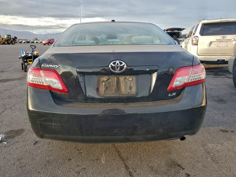 2010 Toyota Camry le