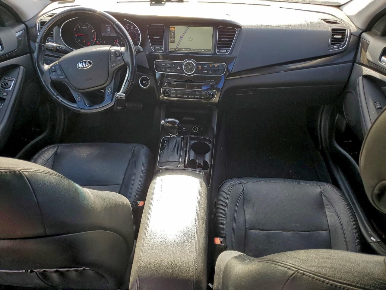 2015 KIA Cadenza Premium