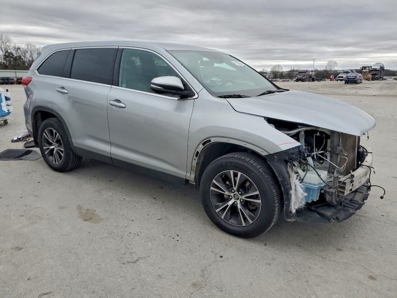 2019 Toyota Highlander le