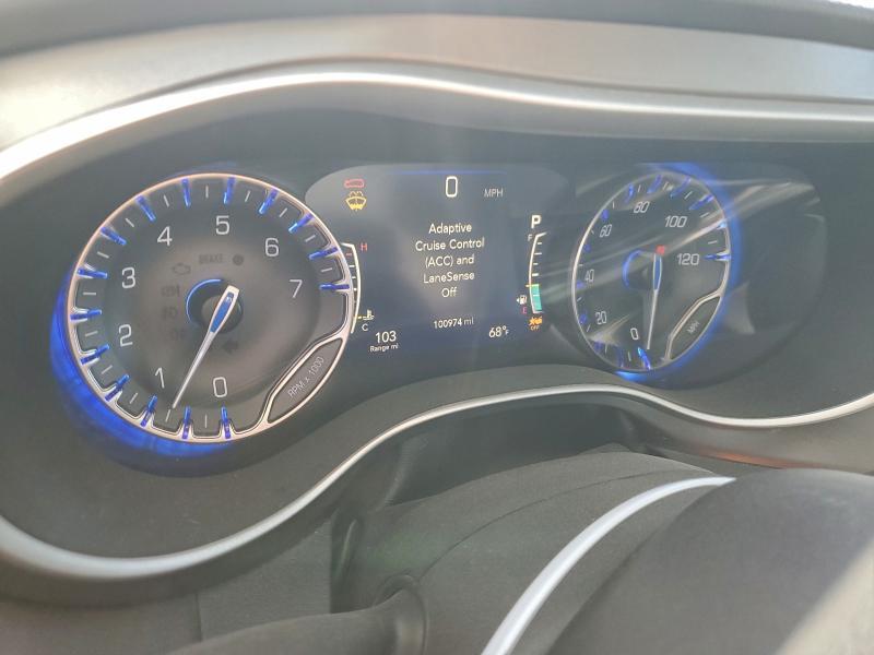 2022 Chrysler Pacifica Touring l