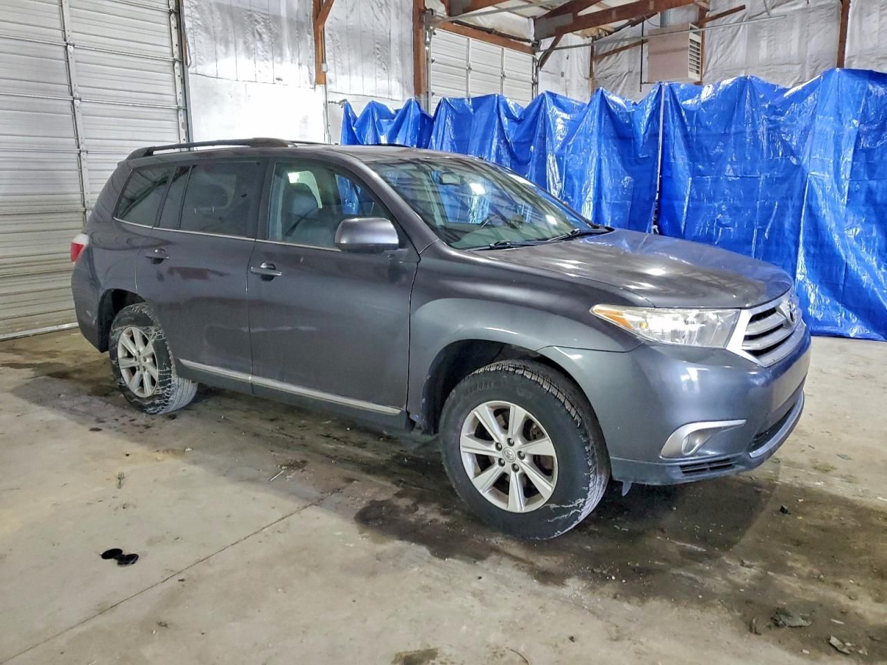 2013 Toyota Highlander Base