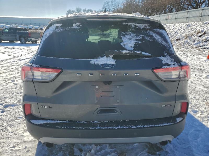 2021 Ford Escape sel