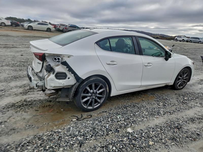 2018 Mazda 3 Touring