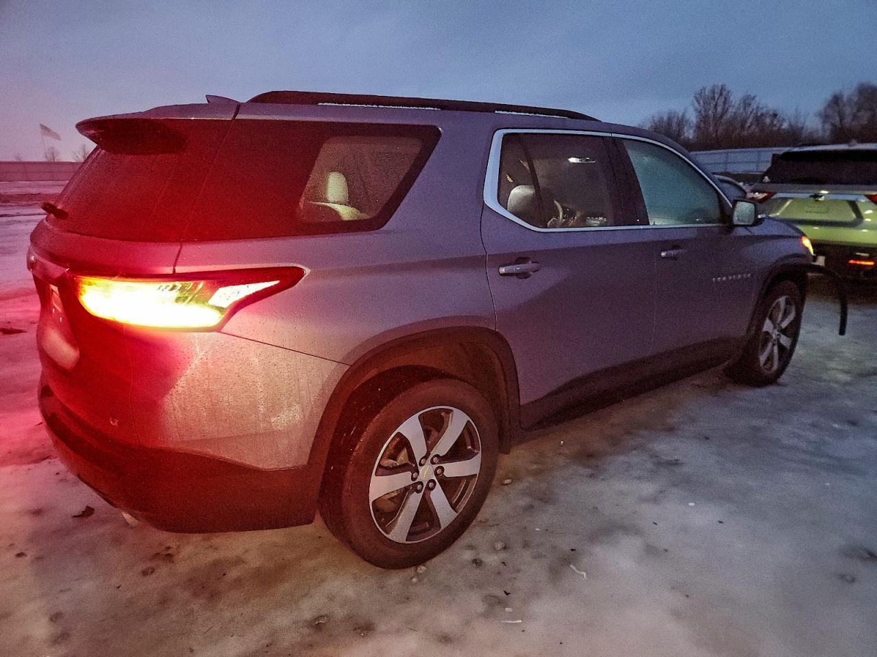 2021 Chevrolet Traverse lt