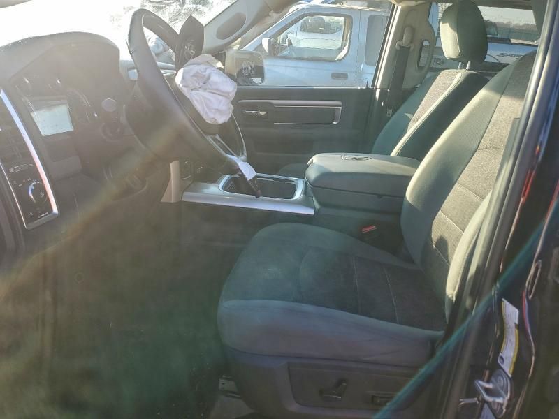 2016 Dodge Ram 1500 slt