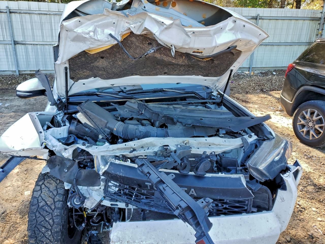 2024 Toyota 4runner SR5