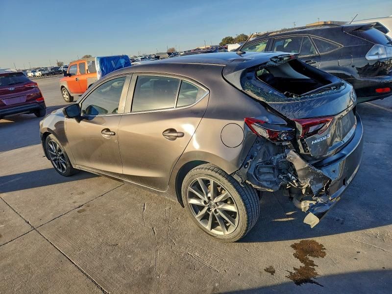 2018 Mazda 3 Touring