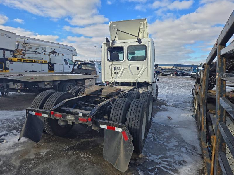 2024 Freightliner Cascadia 126 Semi Truck
