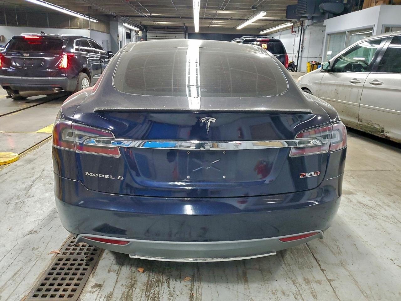2015 Tesla Model s P85d