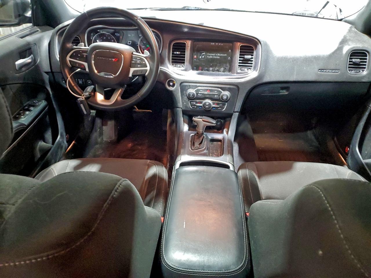 2016 Dodge Charger sxt