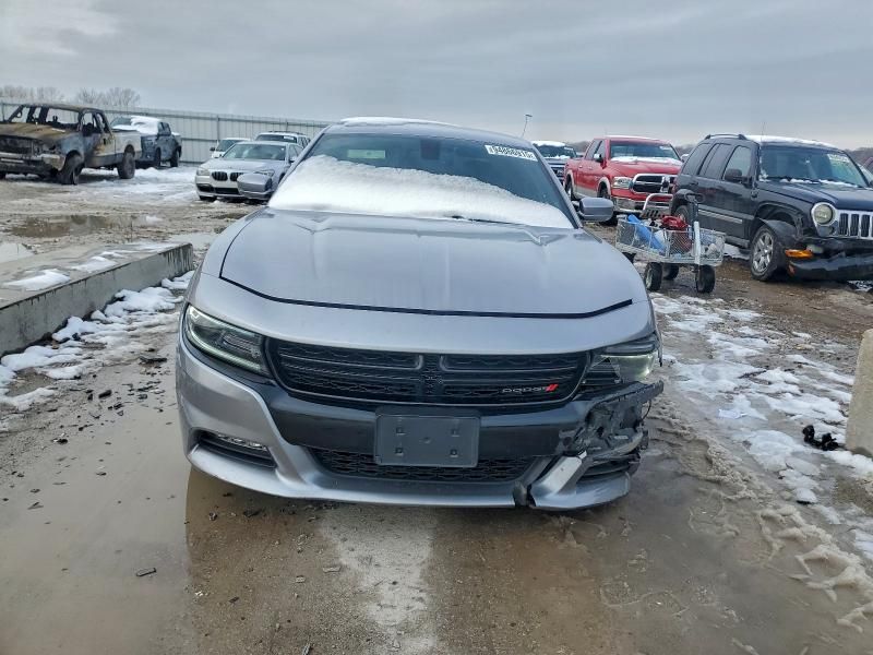 2016 Dodge Charger sxt
