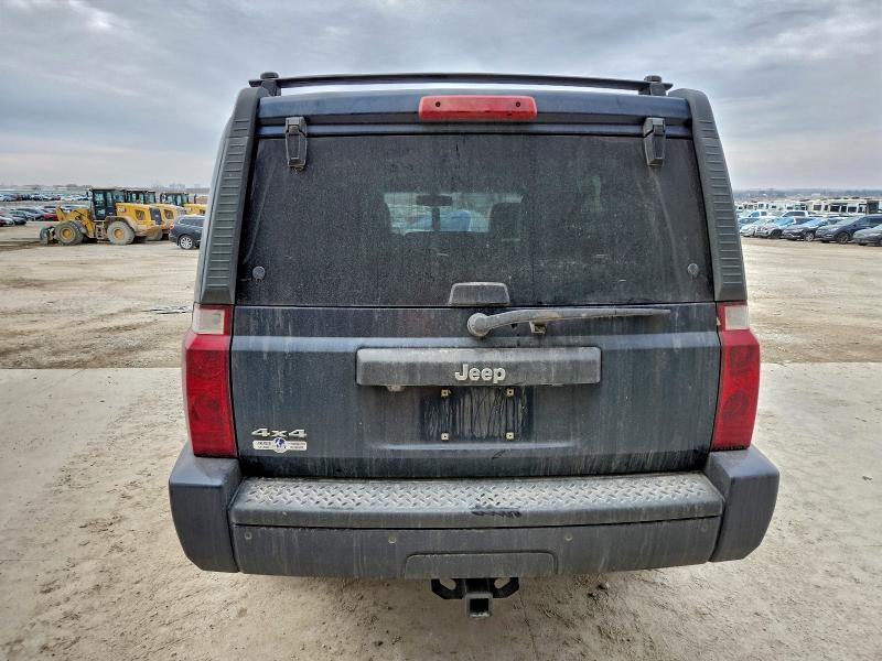 2010 Jeep Commander Sport