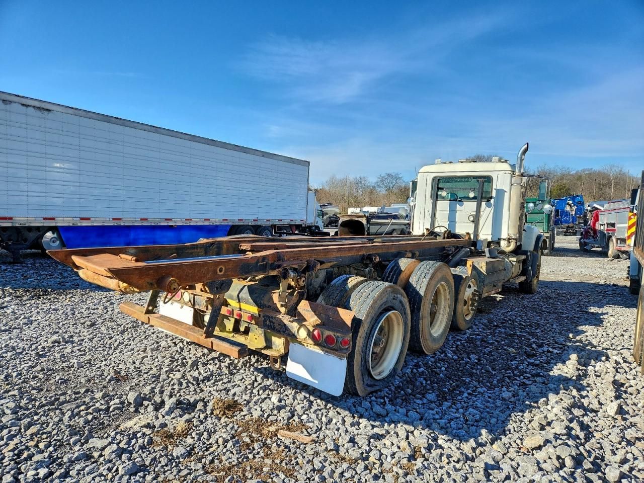 2006 Mack CV700 Rollback Truck