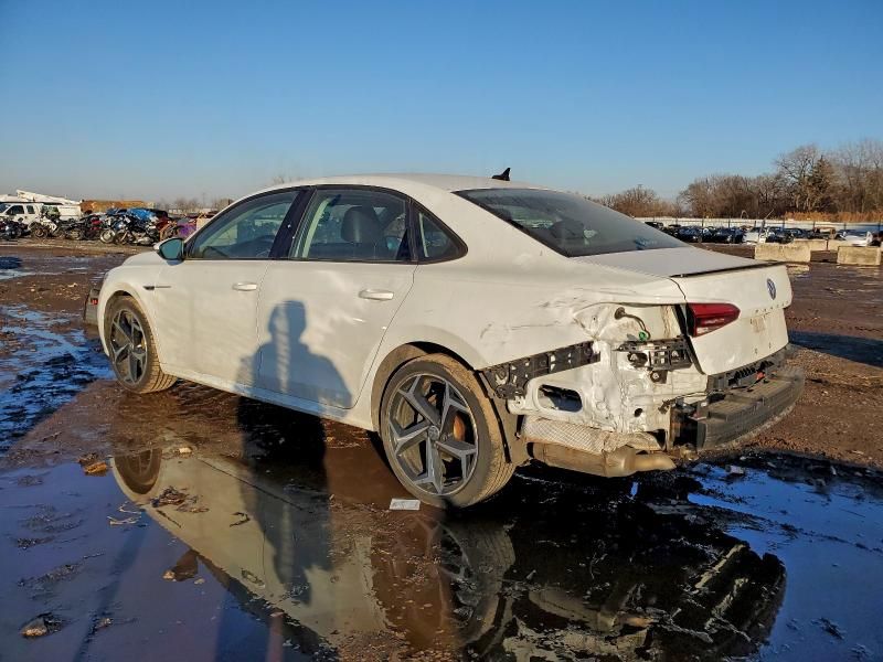 2020 Volkswagen Passat R-line