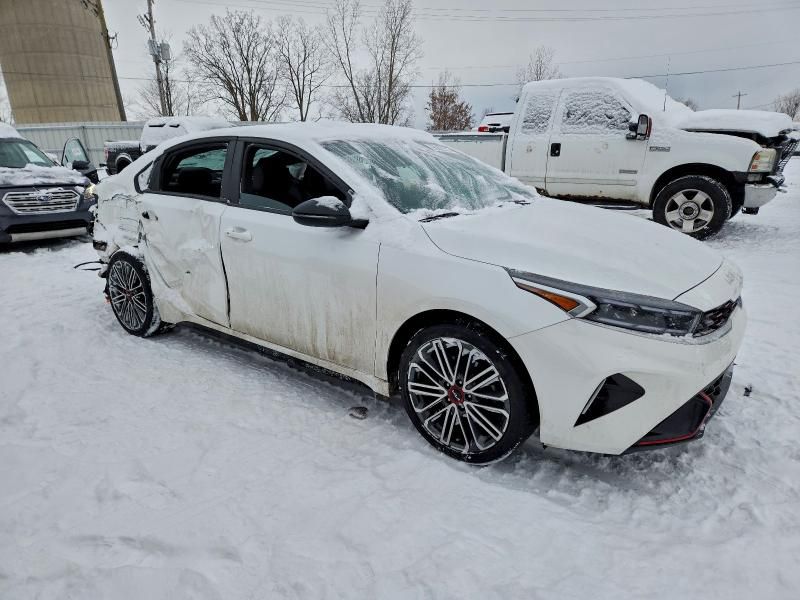 2023 KIA Forte gt