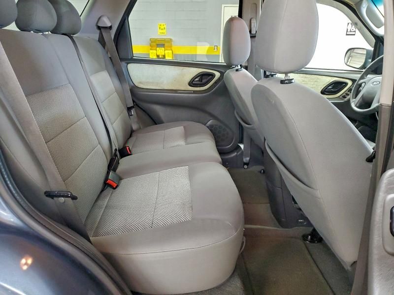 2005 Ford Escape xlt