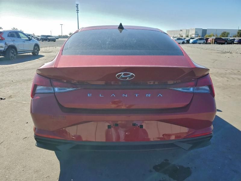 2023 Hyundai Elantra se