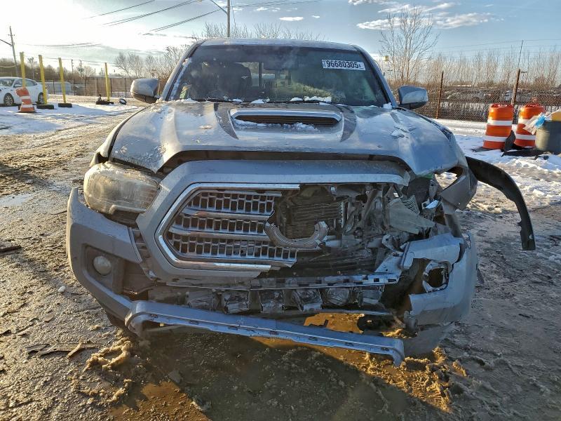 2016 Toyota Tacoma Double cab