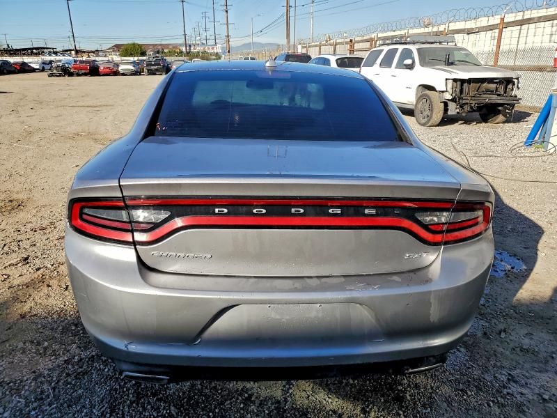 2016 Dodge Charger sxt