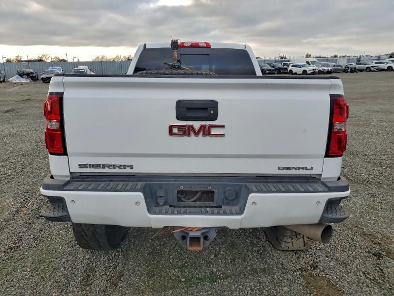 2016 GMC Sierra K2500 Denali