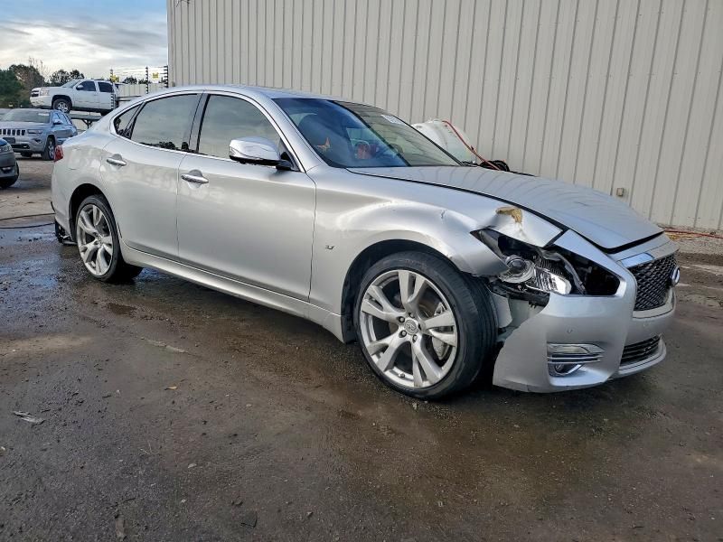 2016 Infiniti Q70 3.7