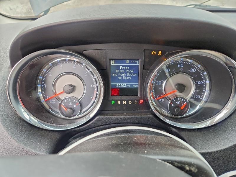 2012 Chrysler Town & Country Limited