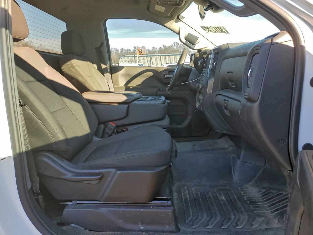 2024 Chevrolet Silverado C1500