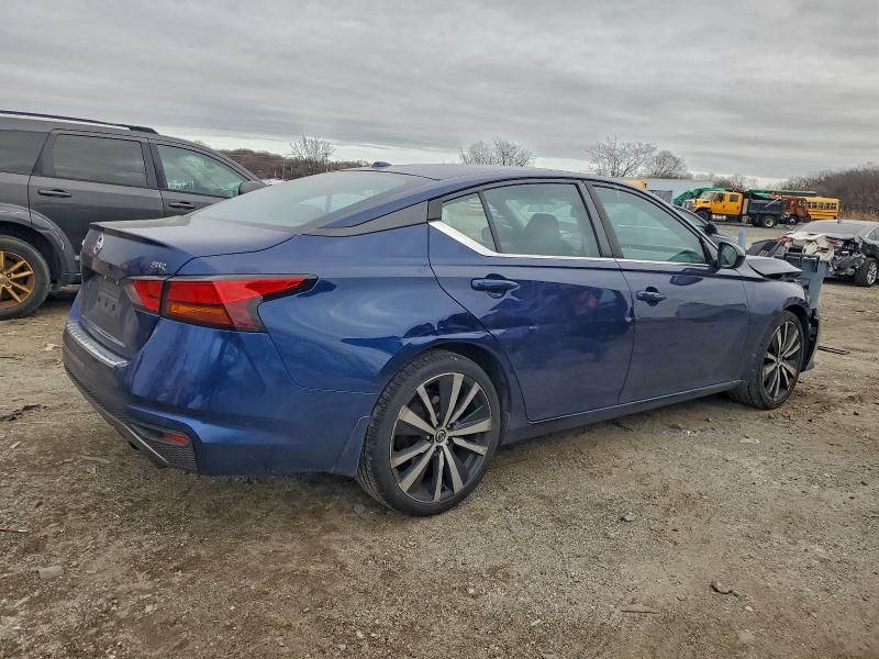 2021 Nissan Altima sr