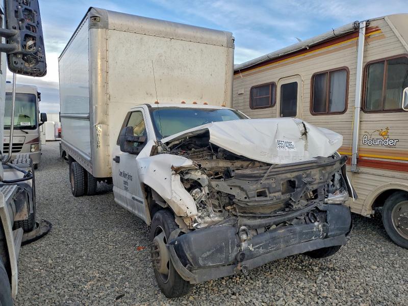 2018 Ford F450 Super Duty BOX Truck