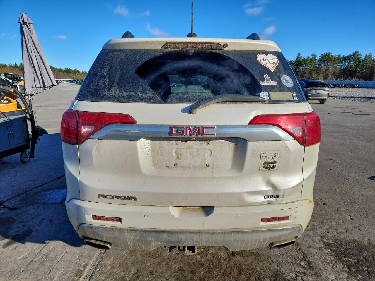 2017 GMC Acadia Denali