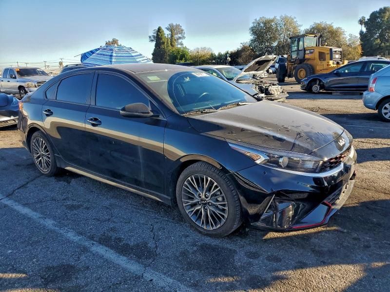 2024 KIA Forte gt Line