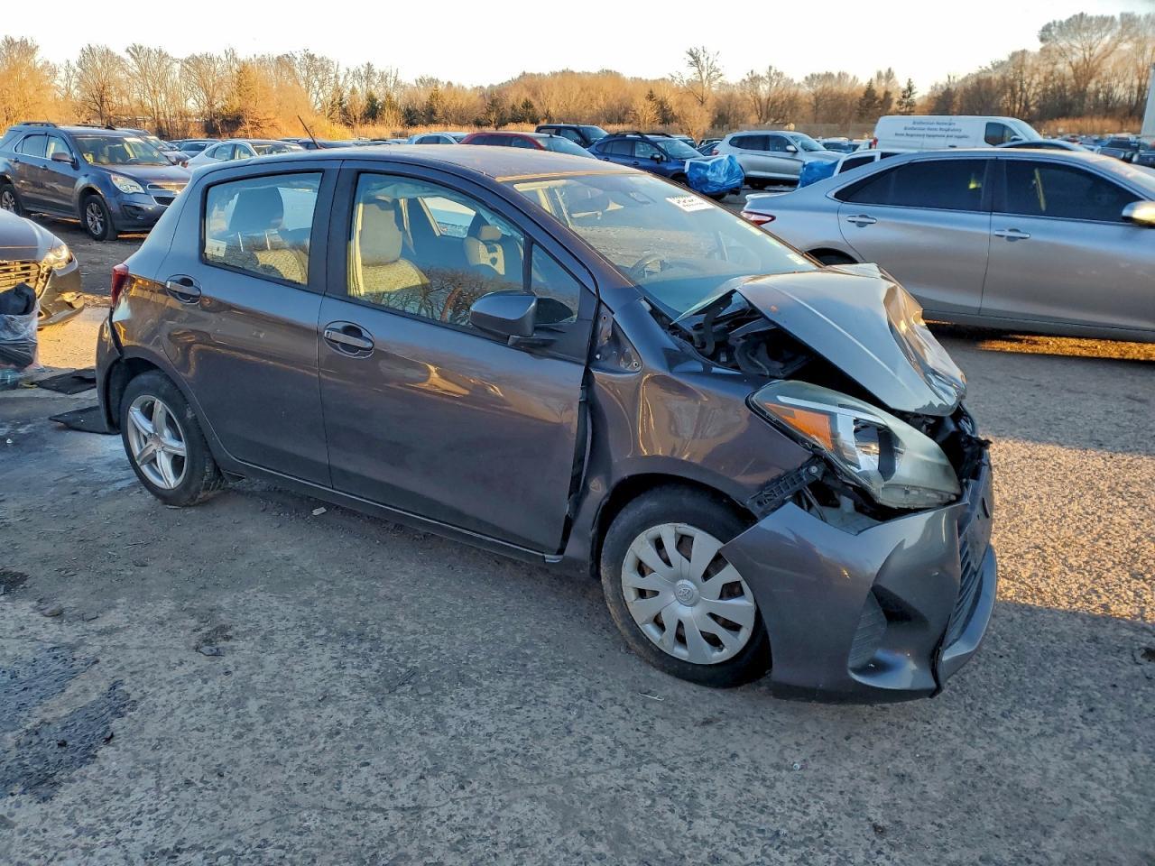 2017 Toyota Yaris l