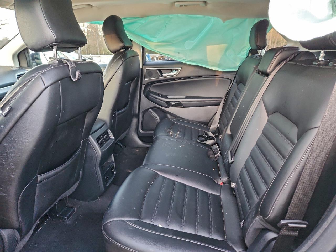 2021 Ford Edge sel