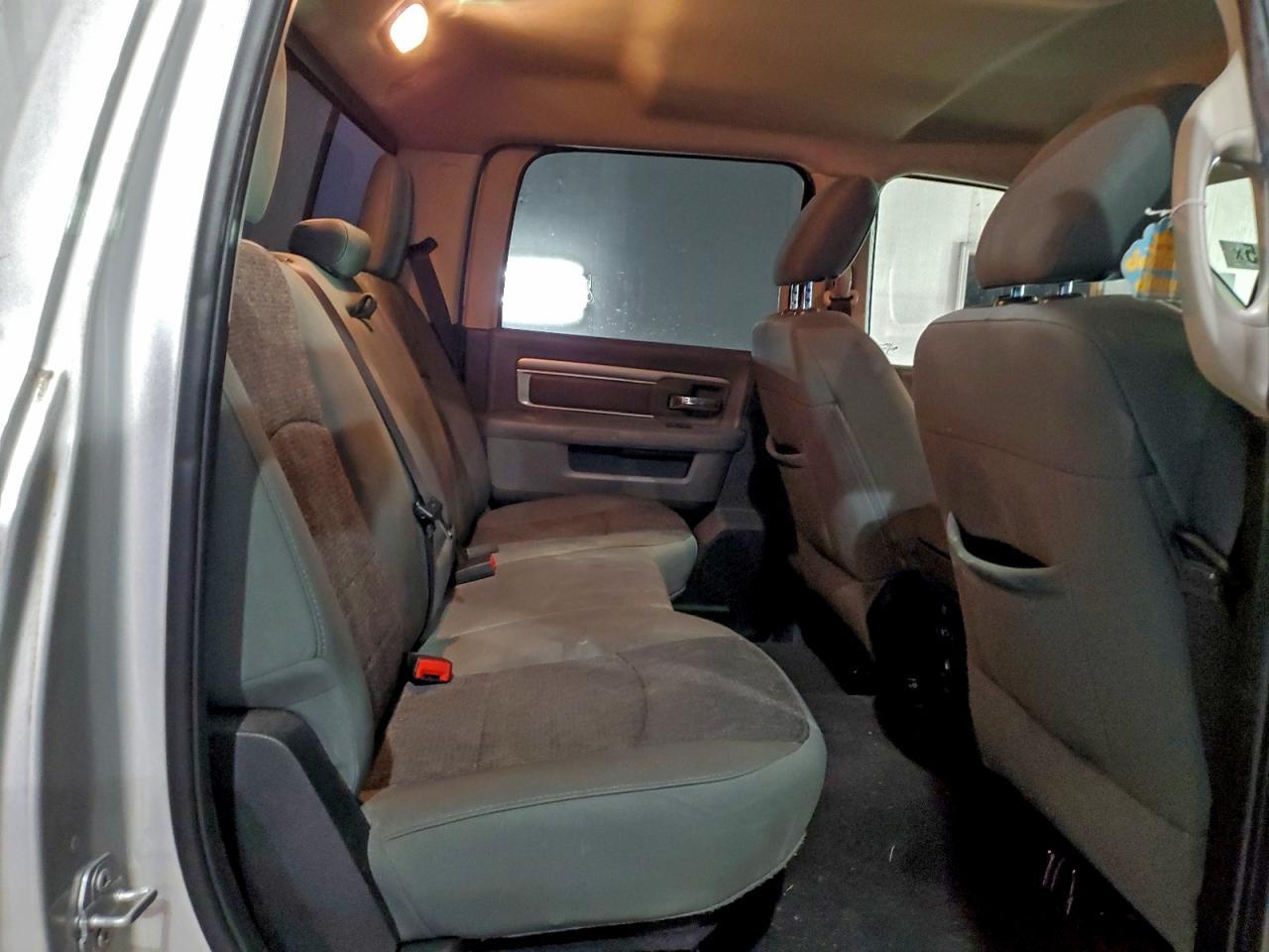 2017 Dodge Ram 1500 slt