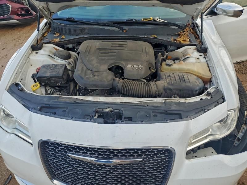 2018 Chrysler 300 Limited