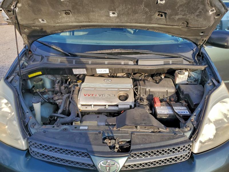 2005 Toyota Sienna ce