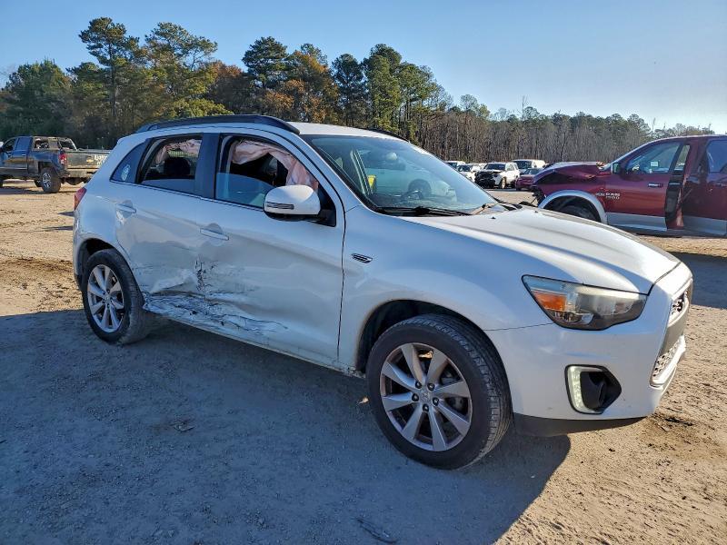 2015 Mitsubishi Outlander Sport se