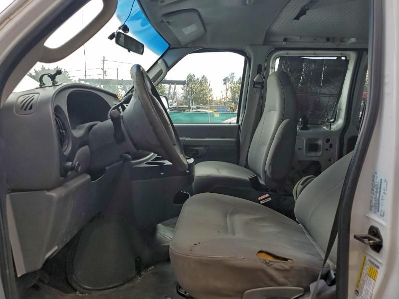 2006 Ford Econoline E250 van