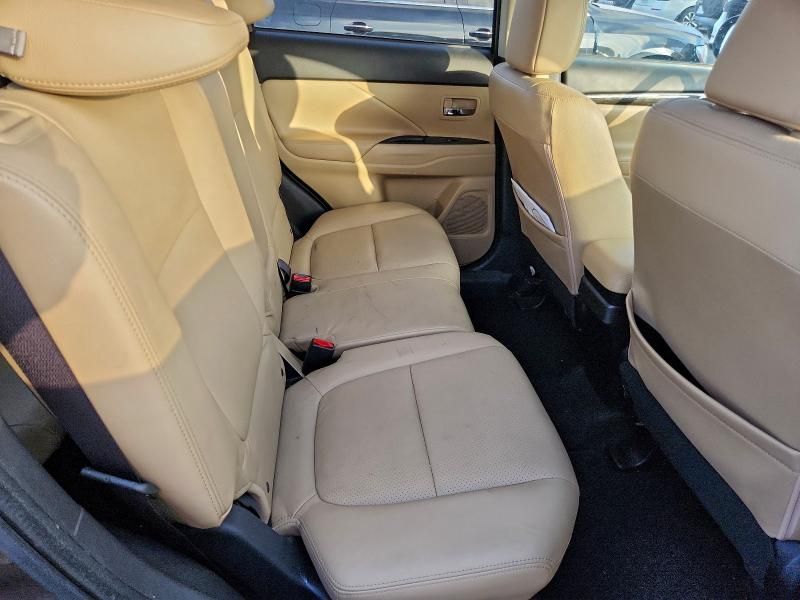 2017 Mitsubishi Outlander se