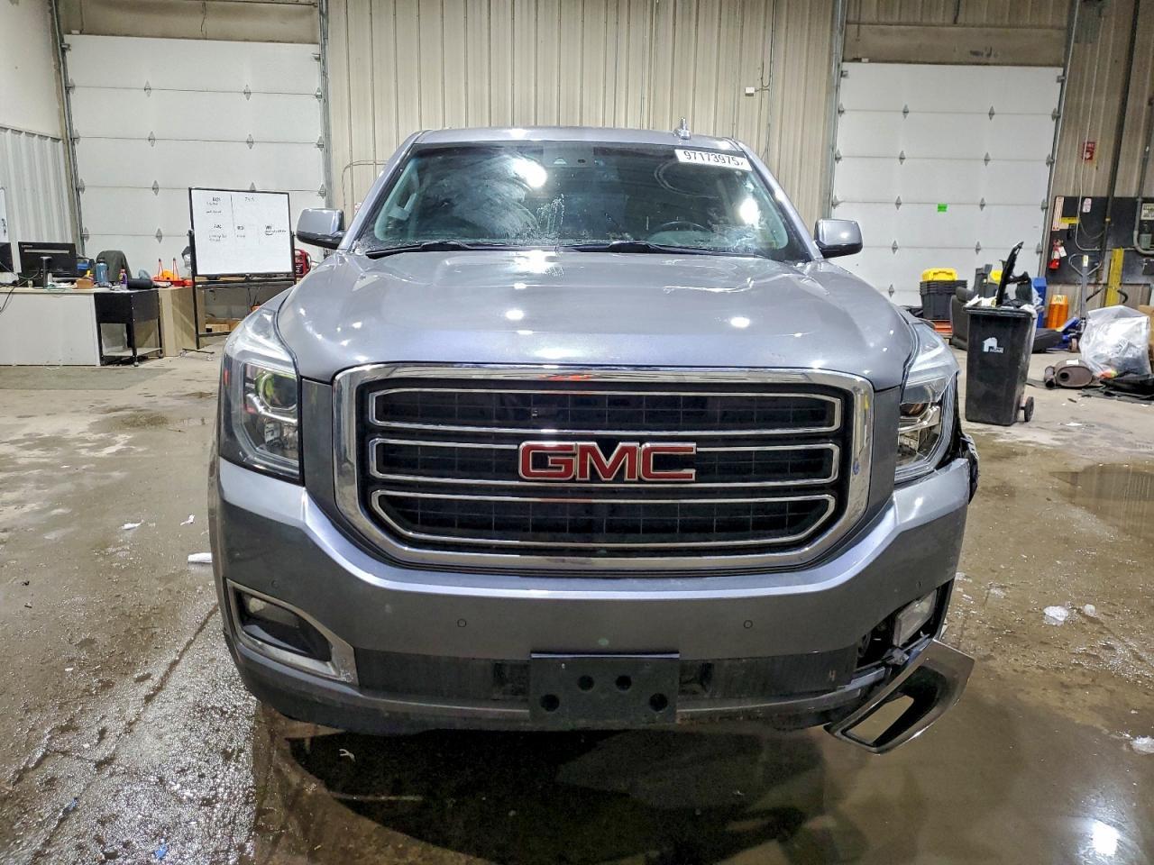 2018 GMC Yukon xl K1500 slt