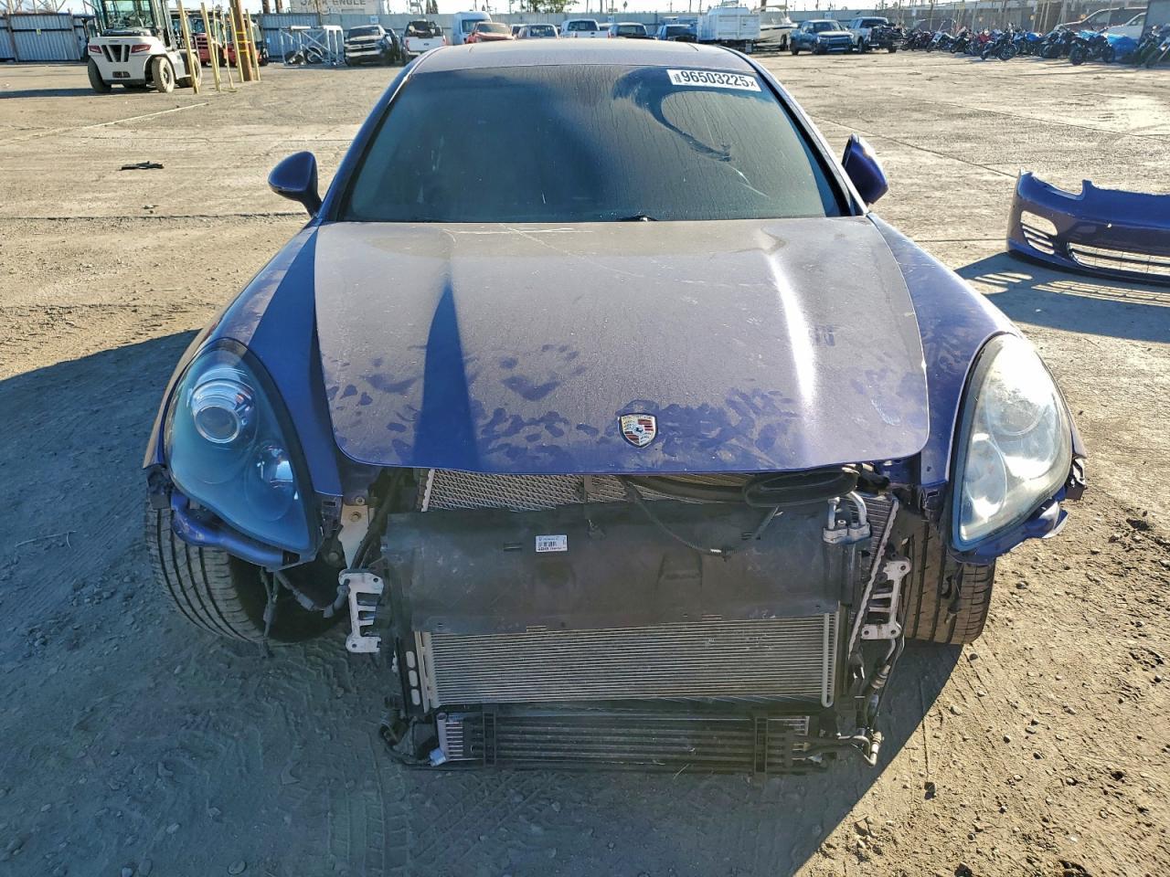 2011 Porsche Panamera 2