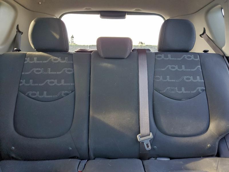 2012 KIA Soul +