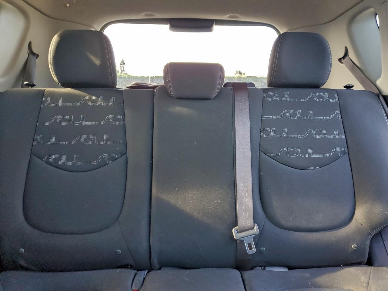 2012 KIA Soul +