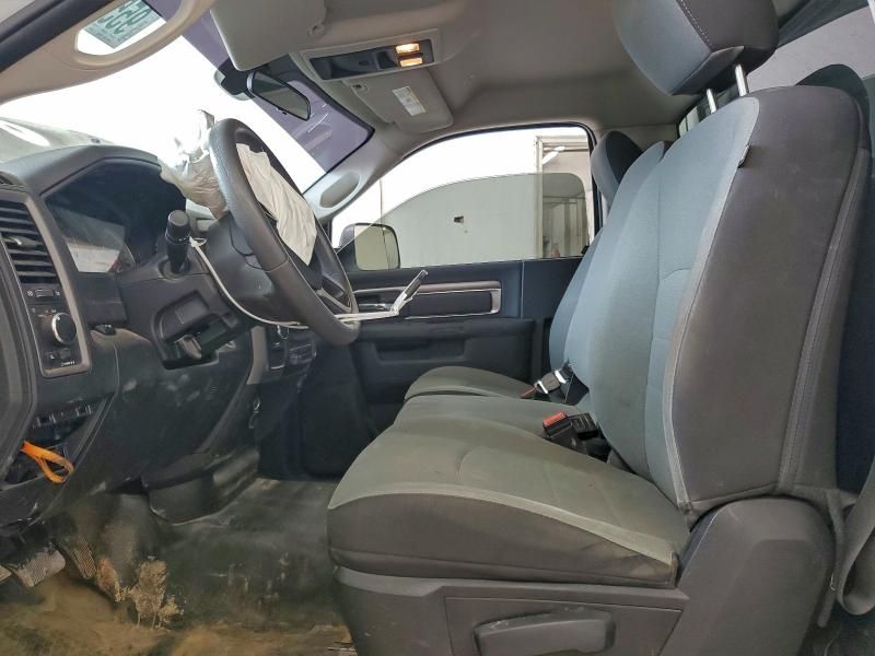 2023 Dodge RAM 1500 Classic Tradesm