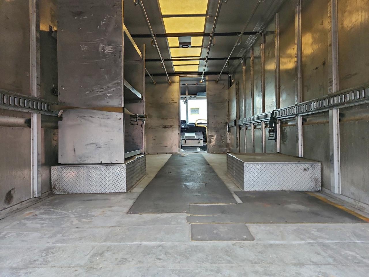 2018 Freigliner 2018 Freightliner MT45 Delivery Truck