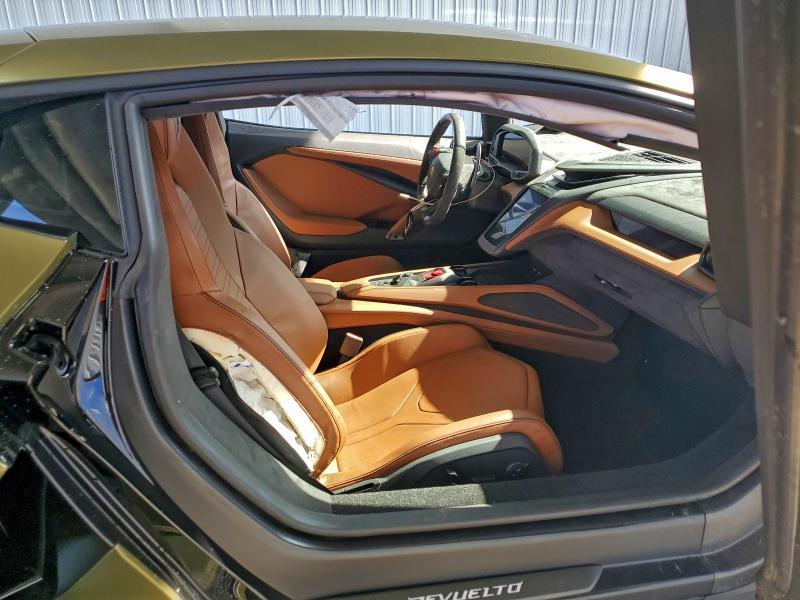 2025 Lamborghini Revuelto