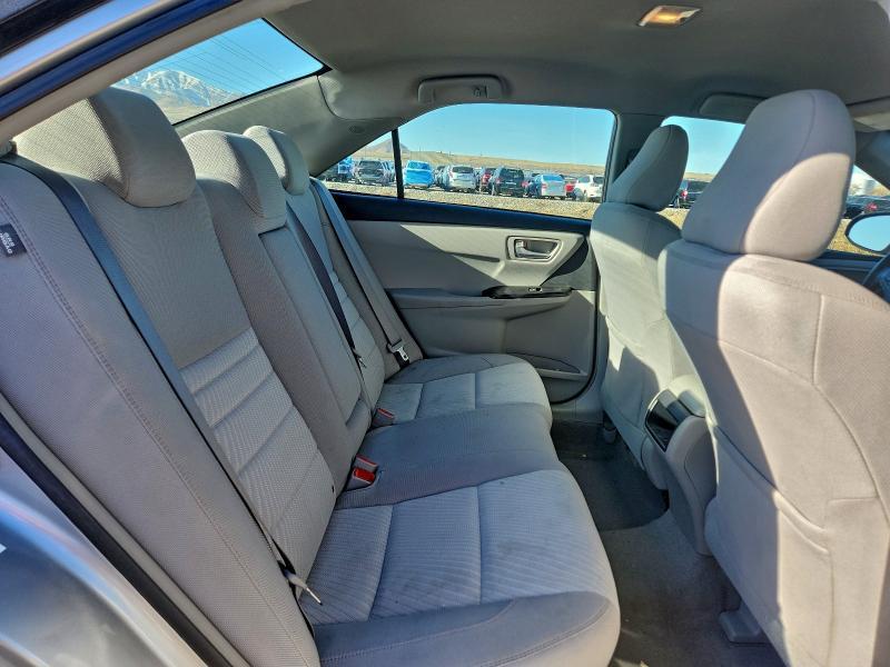 2017 Toyota Camry le